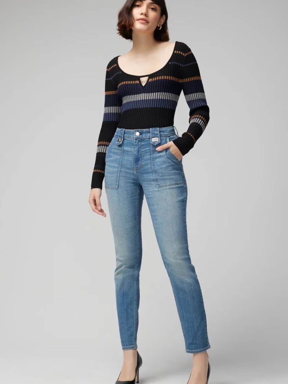 WHBM high rise turn lock pocket ankle Denim soft stretch Jeans slim fit size 8